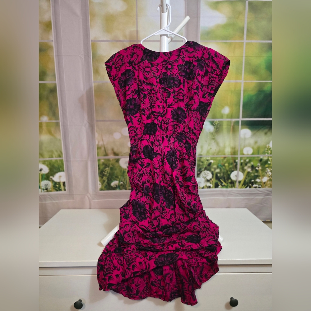 1980s Vintage Pink Rayon Cocktail Dress w/Ruffles, Overlay Skirt & V-Back XS/S